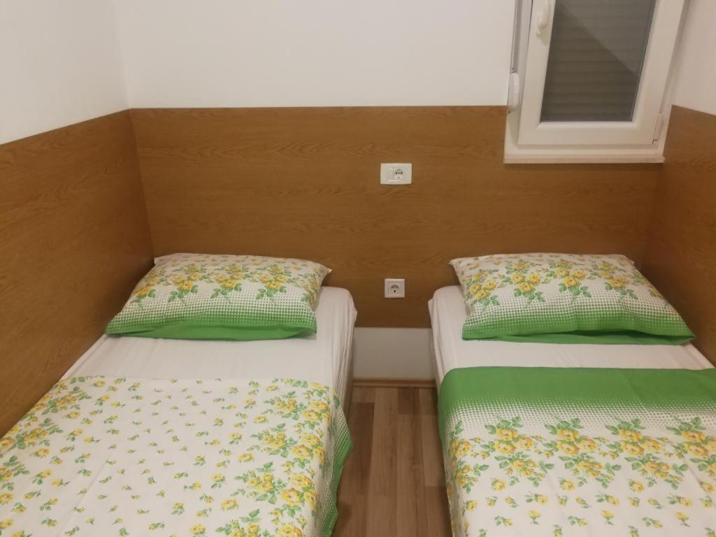 Apartman Darko Рогозница Экстерьер фото